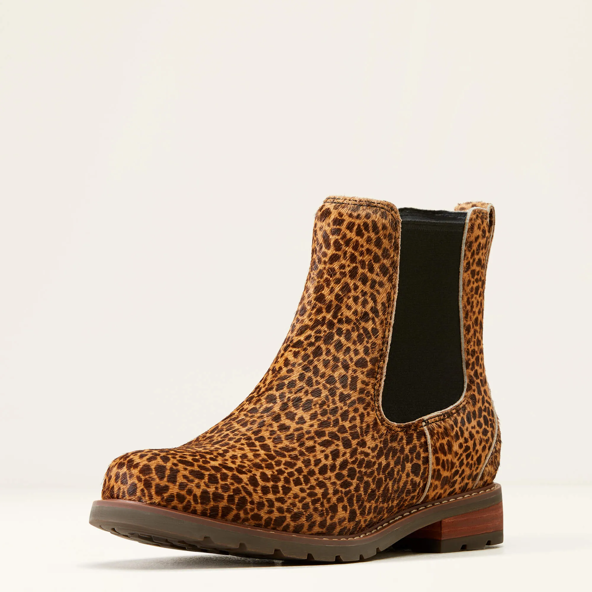 ARIAT WOMEN'S Style No. 10046976 Wexford Boot CHEETAH HAIR ON