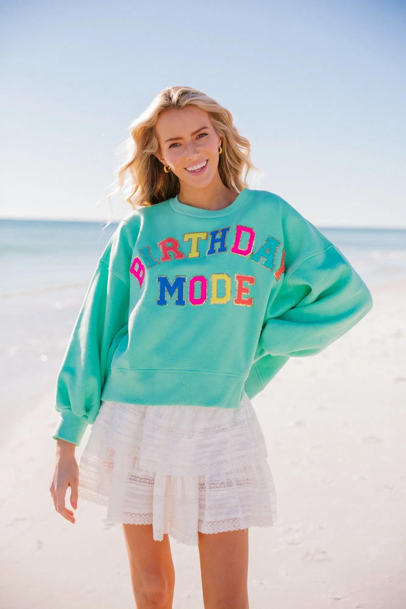 BIRTHDAY MODE MINT PULLOVER