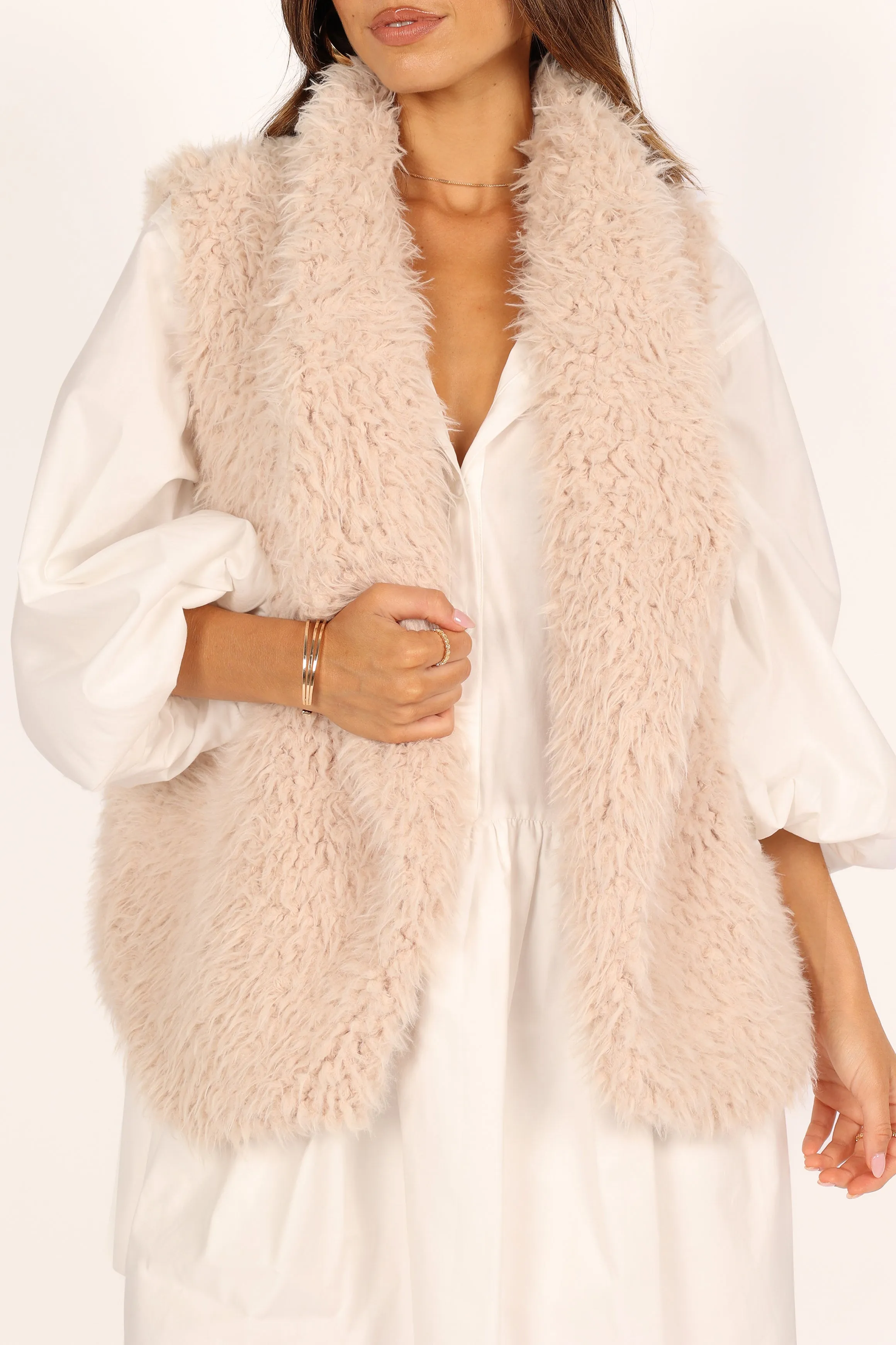 Chelsea Faux Fur Open Front Vest - Eggshell