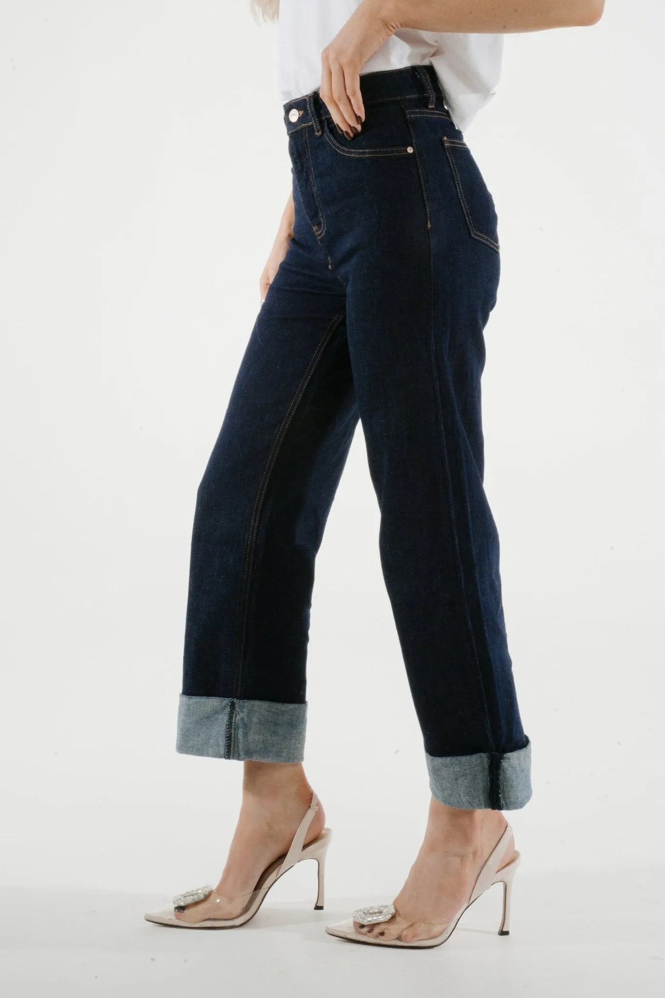 Cindy Cuffed Hem Jean In Dark Wash