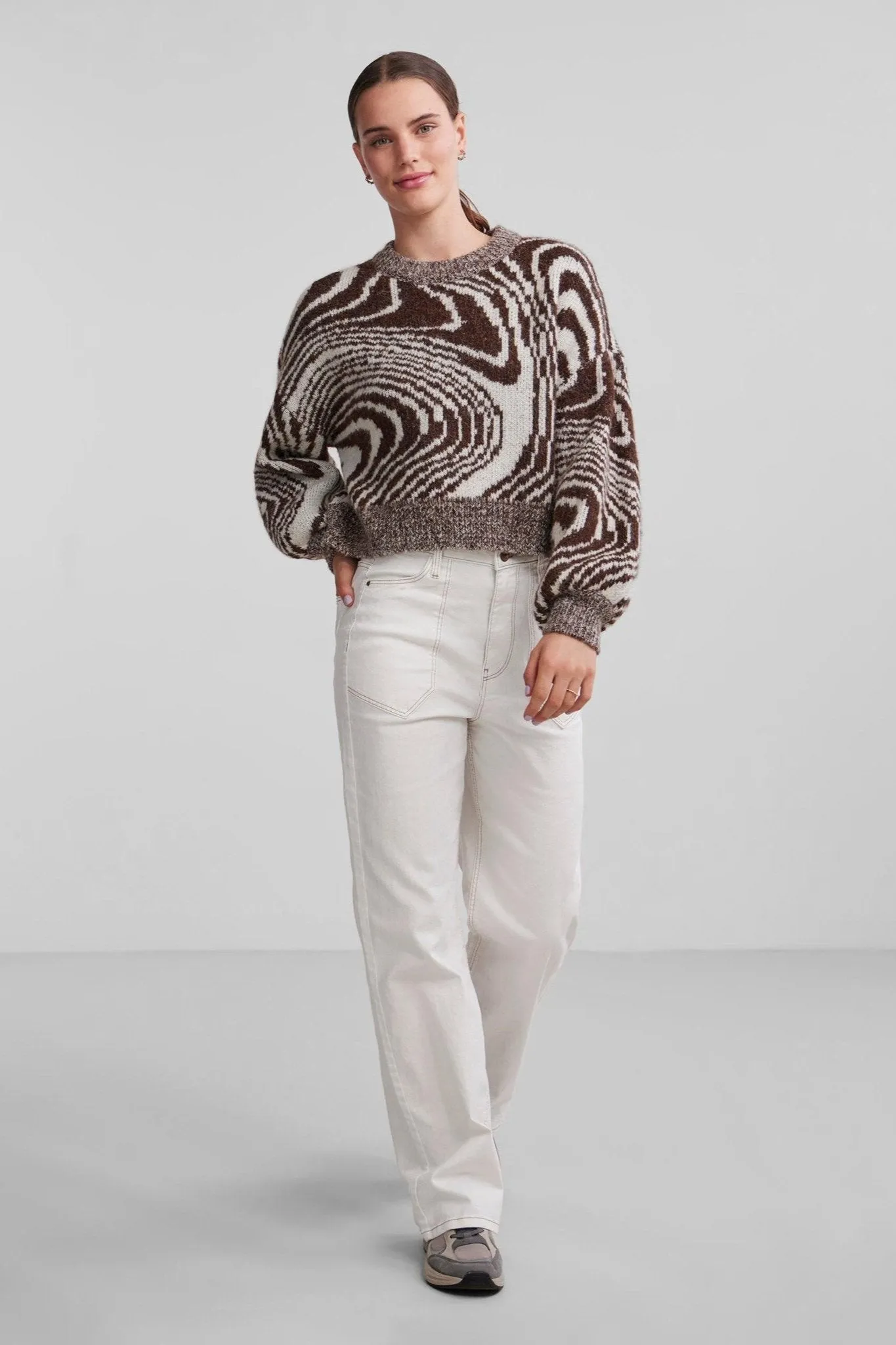 Mara O-Neck Knit - Chicory Coffee