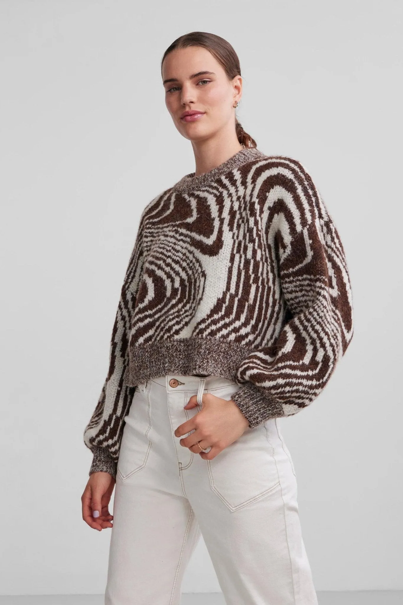 Mara O-Neck Knit - Chicory Coffee