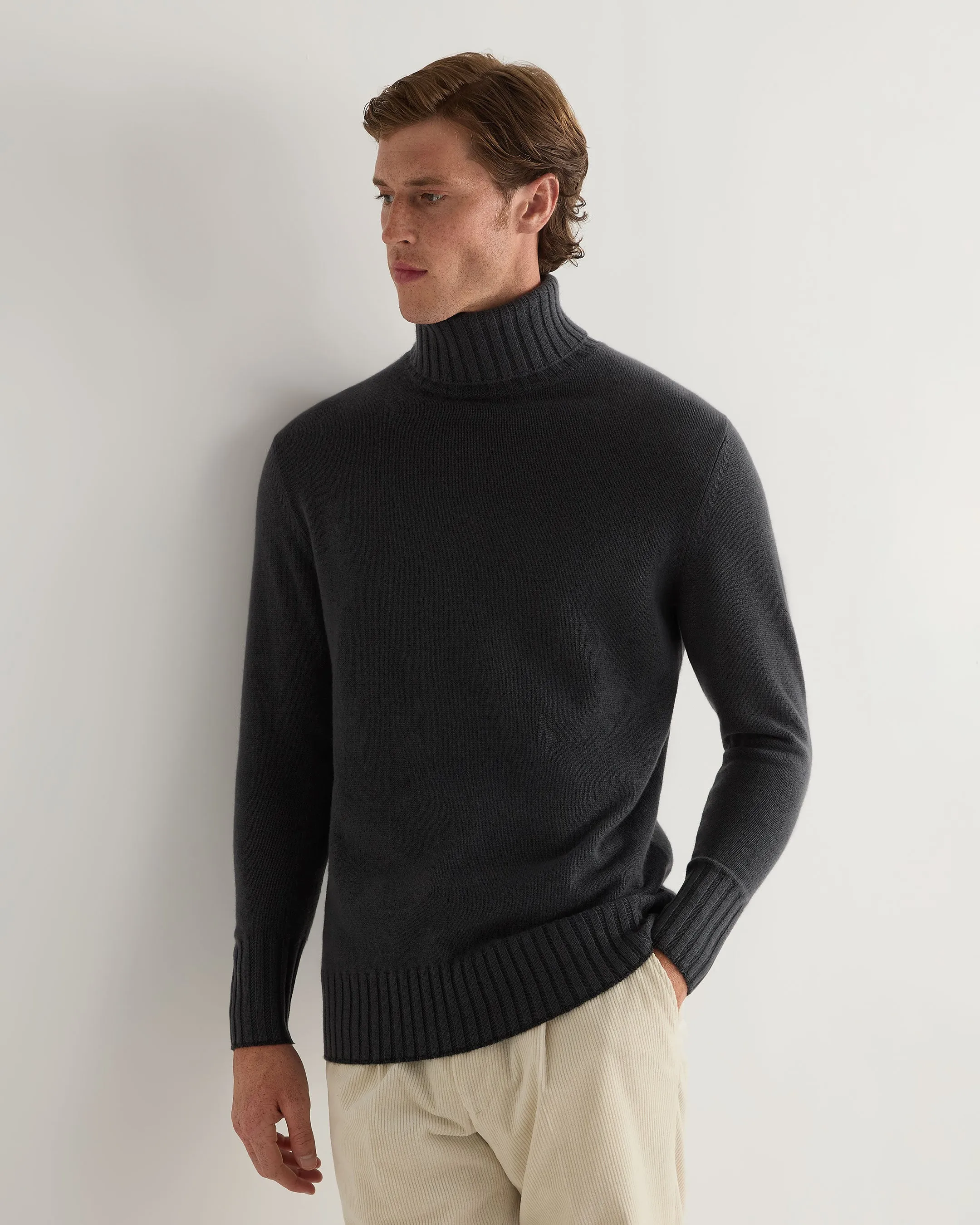 Men's Brompton Turtle Neck Cashmere Sweater Anthracite Grey