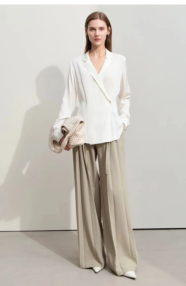 Minimalist Wide-Leg Pleated Pants