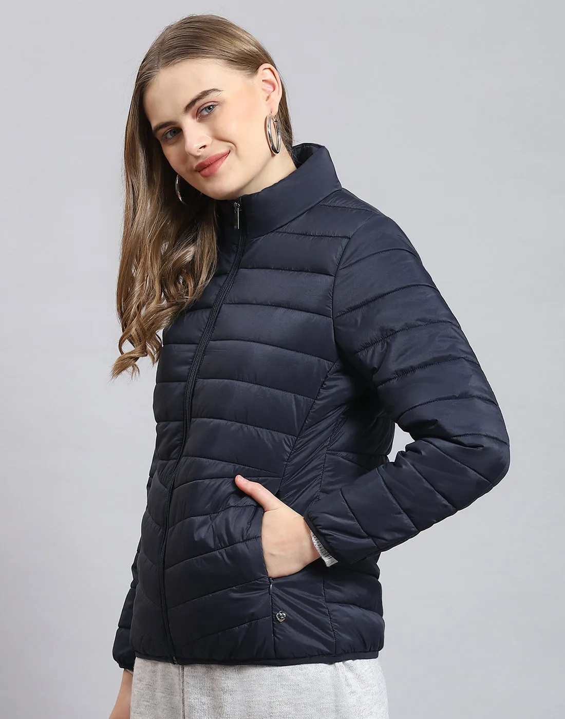 Pack it, style it, slay it, Women Navy Blue Packable Full Sleeve Jacket