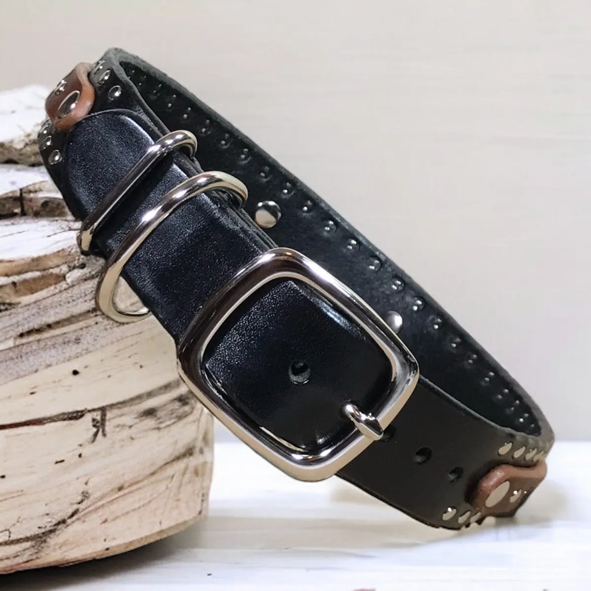 Pub Leather Dog Collar