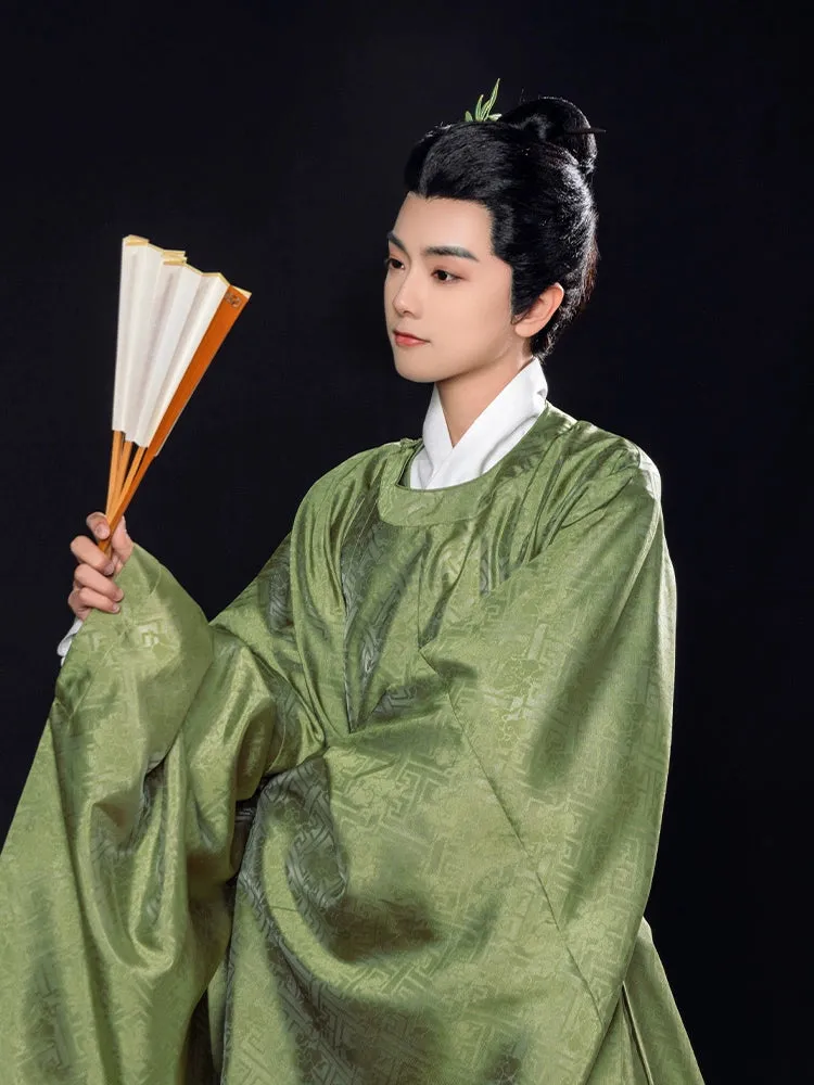 Qu Shui 曲水 Curved Water Ming Dynasty Men's Yuanlingpao Round Collar Robe