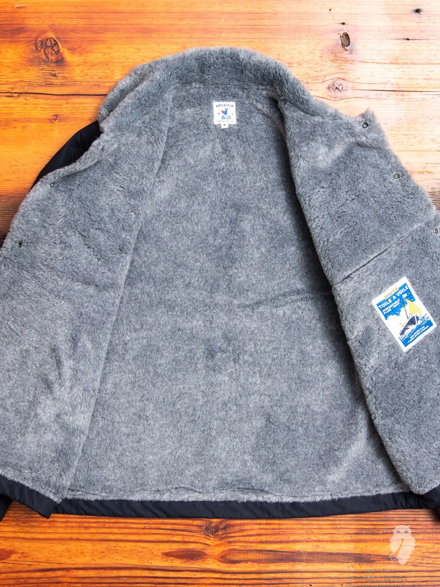 "Quart" Short Coat in Navy