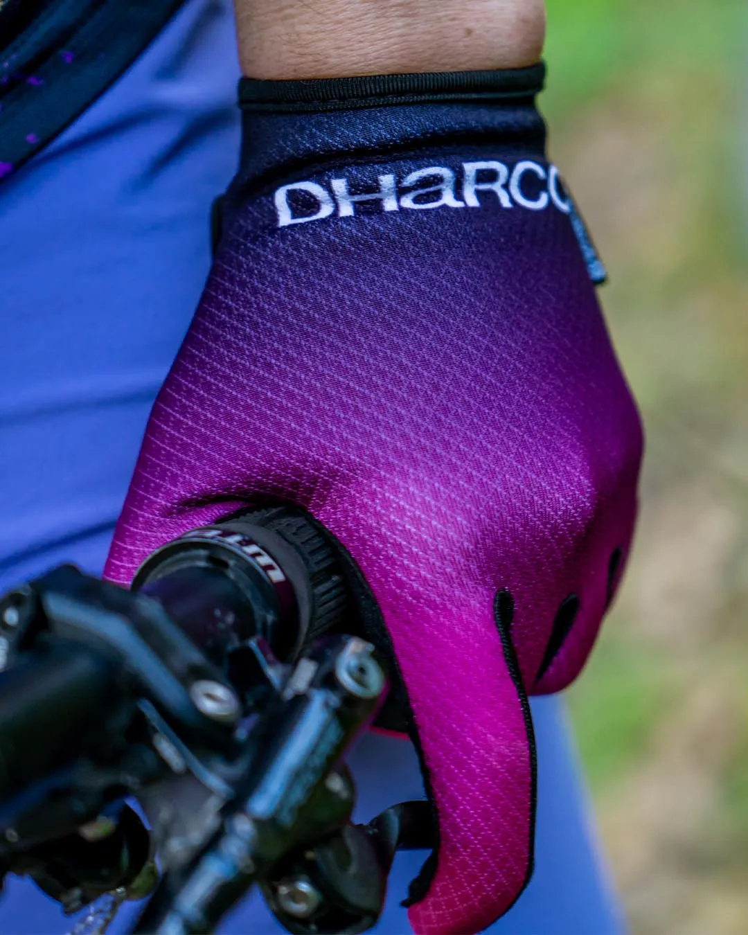 Womens Race Glove | Cherry Dip